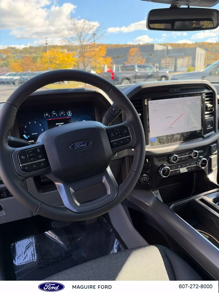 New 2026 Oxford White Ford XLT image 14