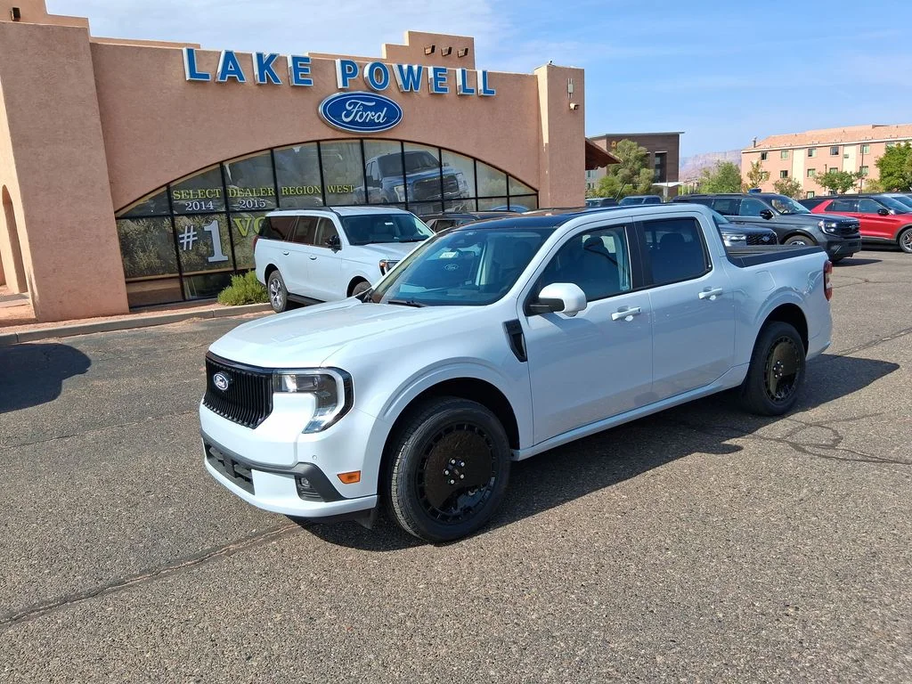 New 2026 Space White Metallic Ford Lobo™ image 1