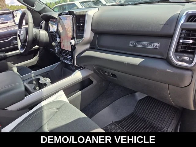 New 2026 Diamond Black Crystal Pearl-Coat Exterior Paint RAM Big Horn/Lone Star image 24
