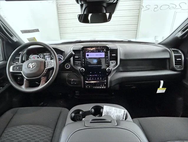 2026 RAM 3500 Tradesman - Photo 13