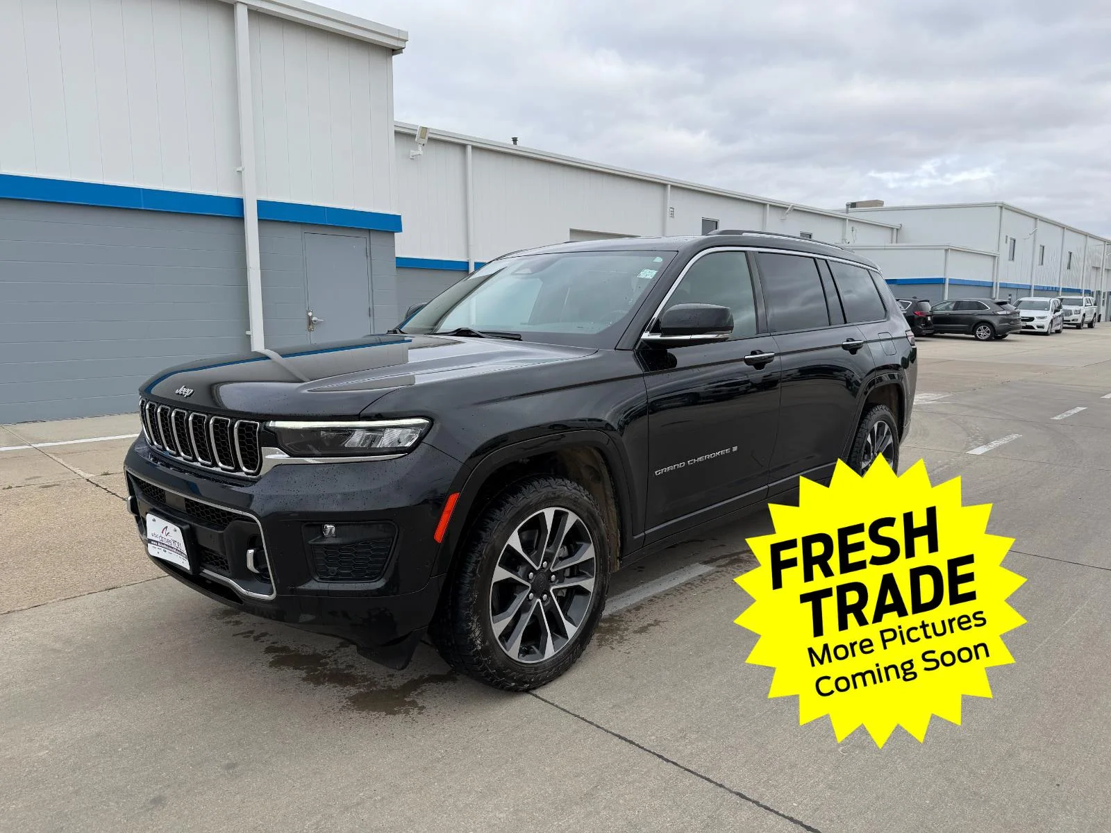 2021 Jeep Grand Cherokee L Overland's photo