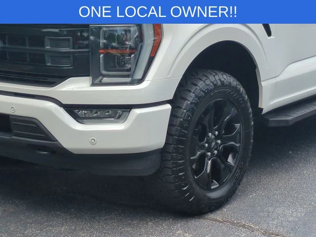 Used 2023 White Ford Lariat image 9