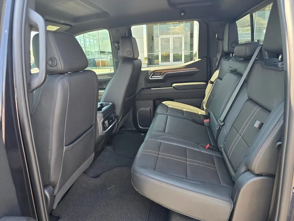 Used 2023 Gray Chevrolet High Country image 10