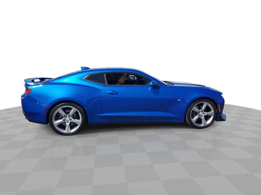 Certified Used 2017 HYPER BLUE METALLIC Chevrolet 2SS image 9