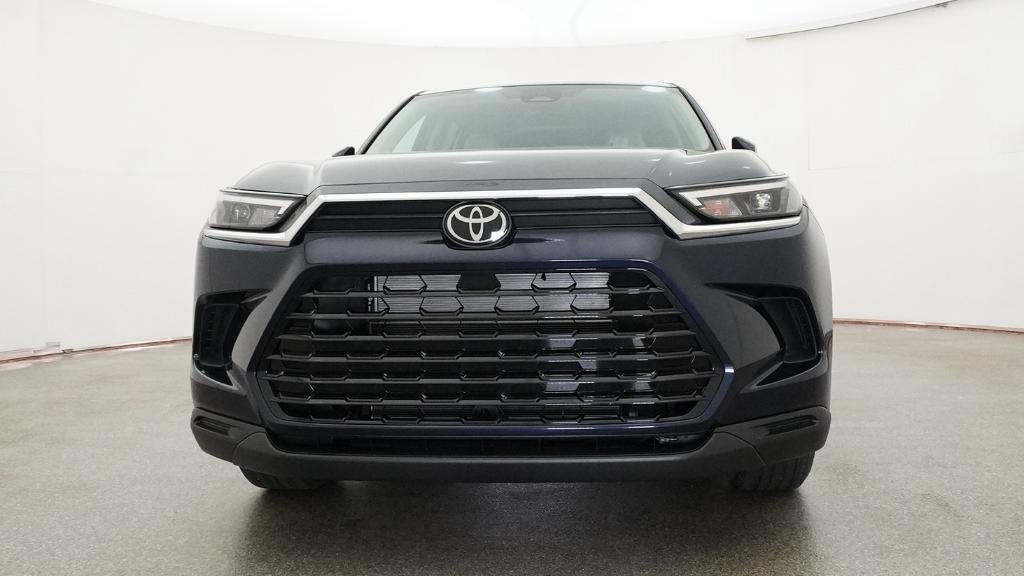 New 2026 Blueprint Toyota Hybrid XLE image 3