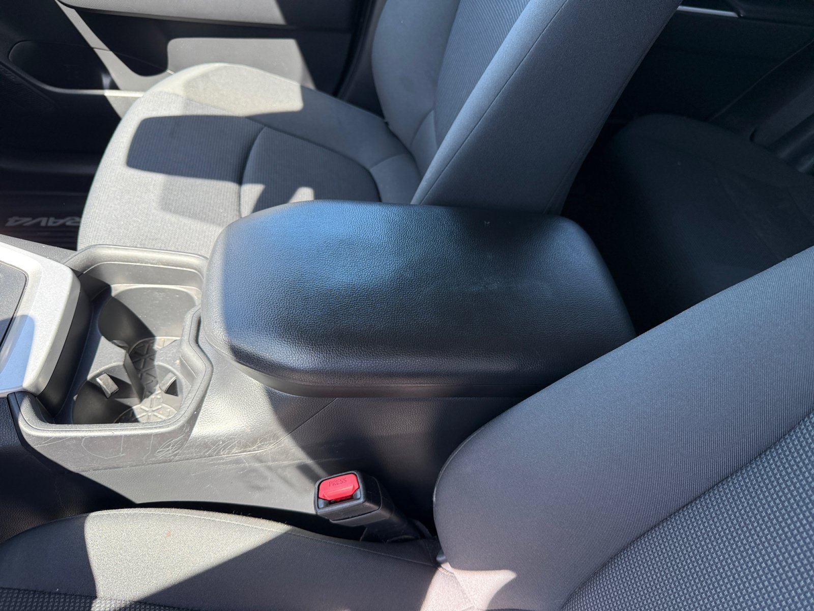 Used 2019 Midnight Black Metallic Toyota LE image 14