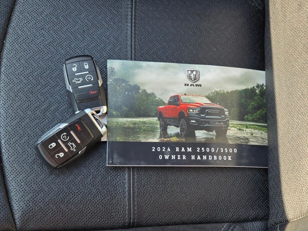 Used 2024 Blue Ram Laramie image 13