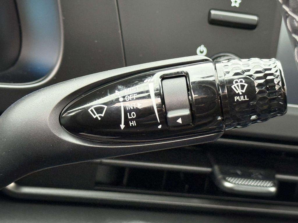 New 2026 Amazon Gray Hyundai SEL Sport image 25