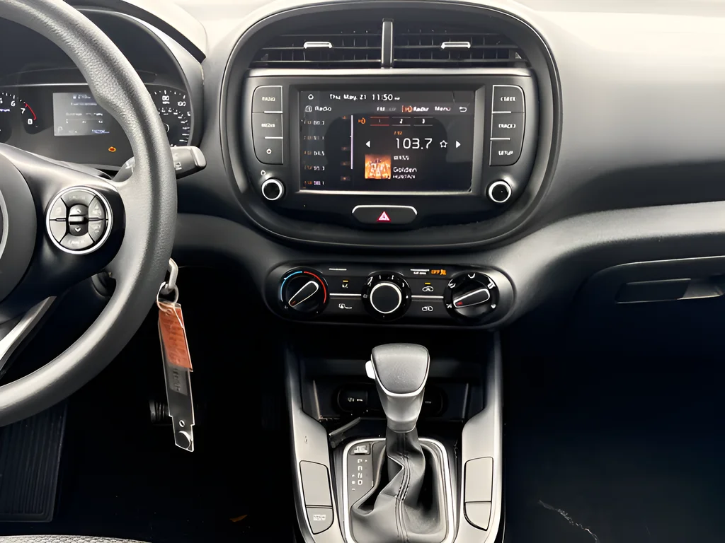 Used 2022 Black Kia LX image 13