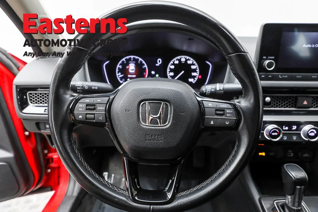 Used 2022 Red Honda EX image 10