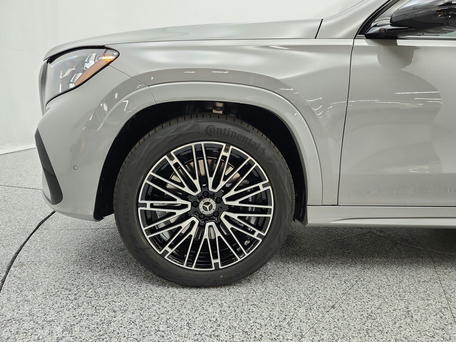 New 2027 MANUFAKTUR Alpine Grey Mercedes-Benz GLS 450 4MATIC® SUV image 30