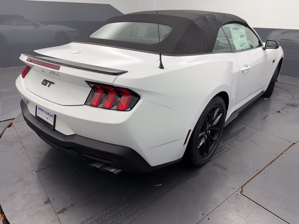 2025 Ford Mustang GT Premium Convertible - Photo 14