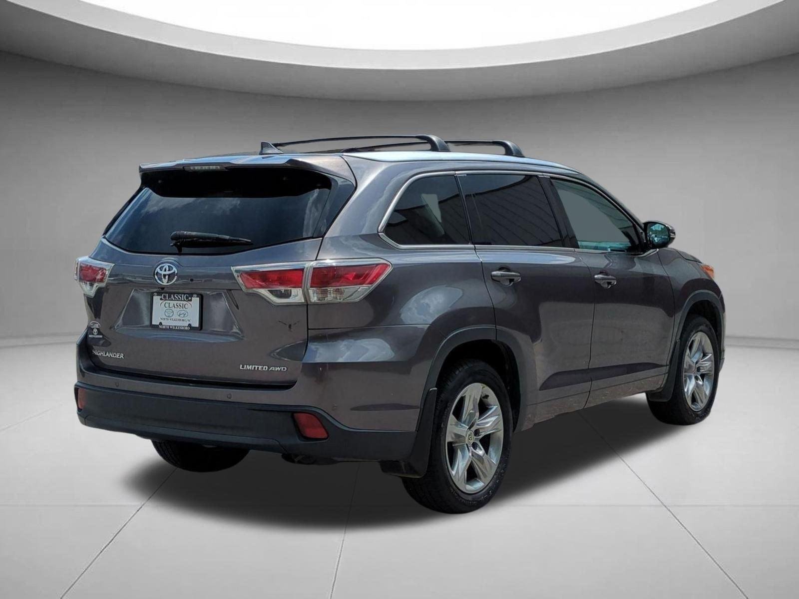 Used 2014 PREDAWN GRAY MICA TOYOTA  image 5