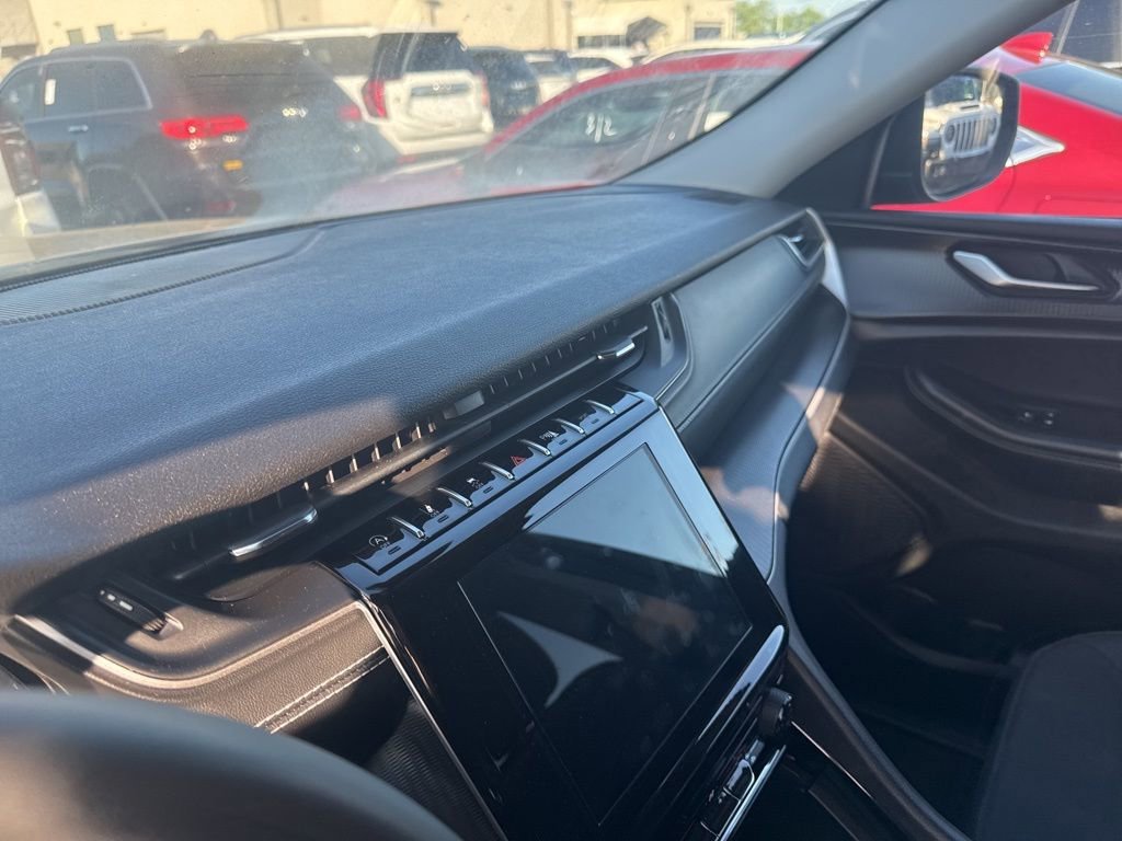 2023 Jeep Grand Cherokee L Laredo - Photo 8