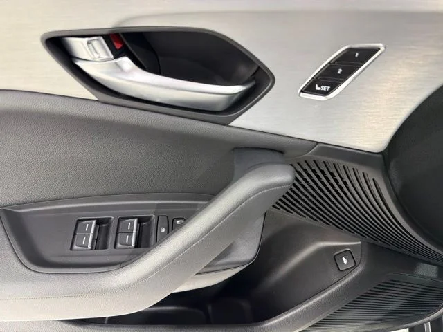 2023 Acura TLX Base - Photo 11