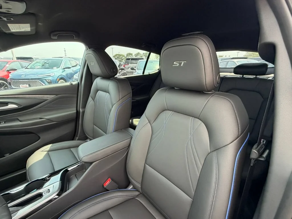 2026 Buick Envista Sport Touring - Photo 31