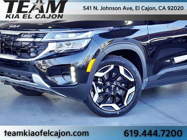 New 2026 Black Kia SX image 3