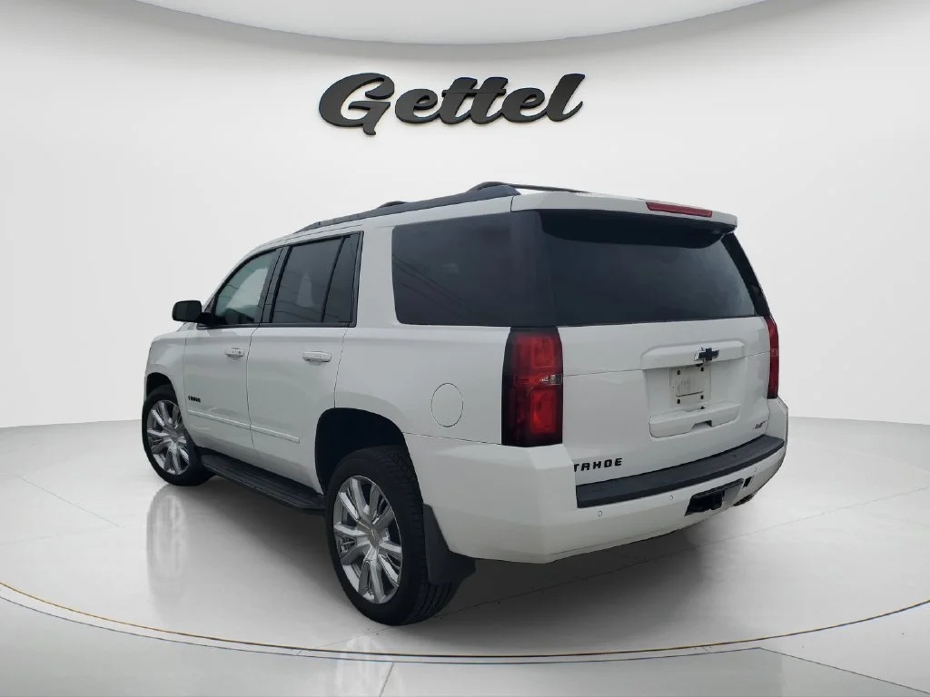 Used 2018 SUMMIT WHITE Chevrolet Premier image 5