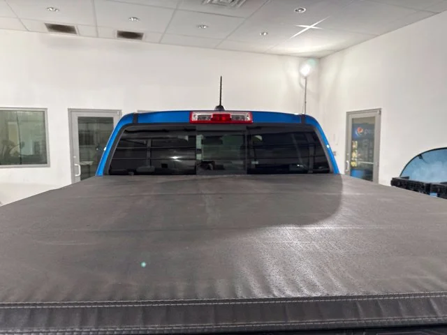 Used 2024 Blue Chevrolet Z71 image 9