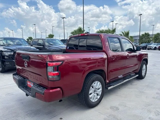 Used 2022 Red Nissan SV image 6