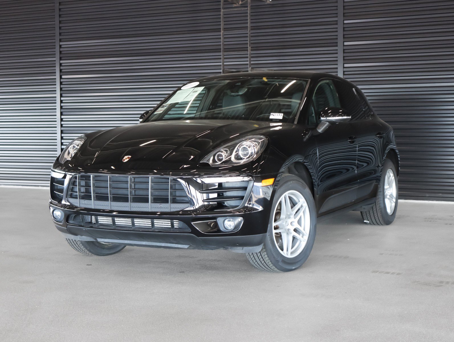 2018 Porsche Macan Base