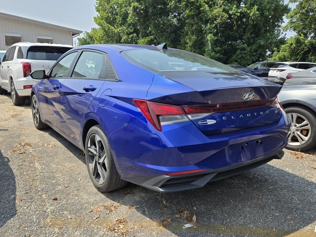Used 2023 Blue Hyundai SEL image 3