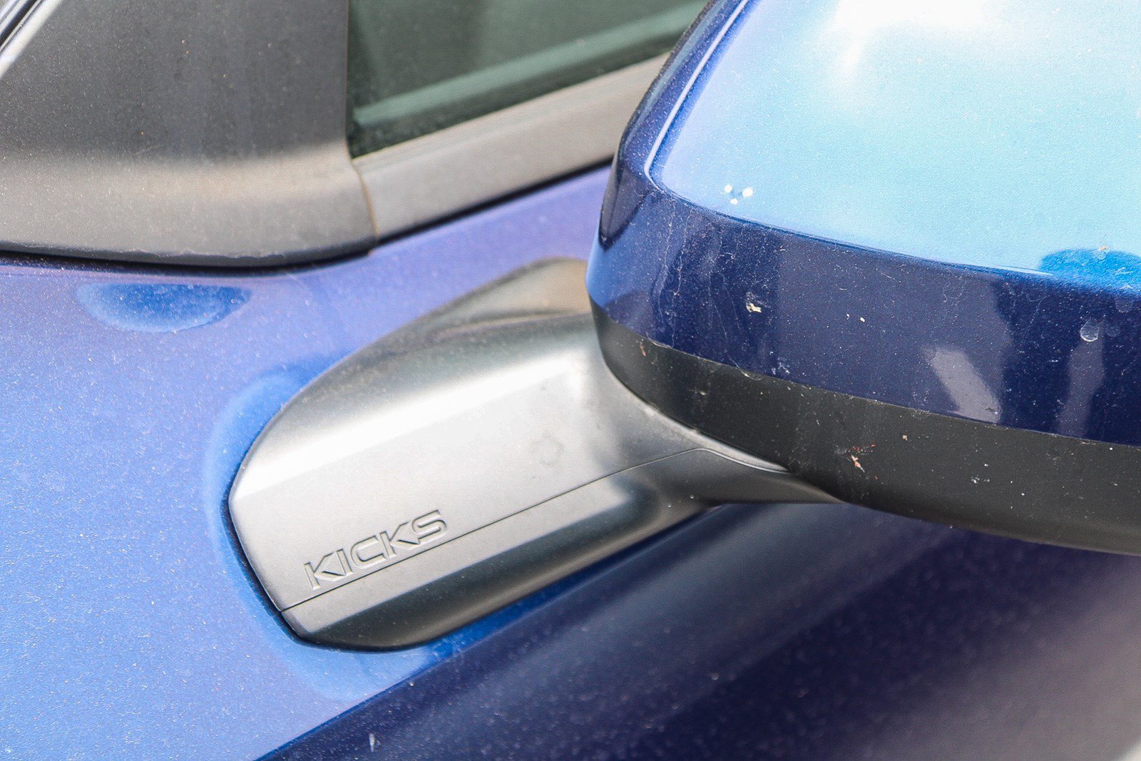 Used 2025 Deep Blue Pearl Nissan SV image 12