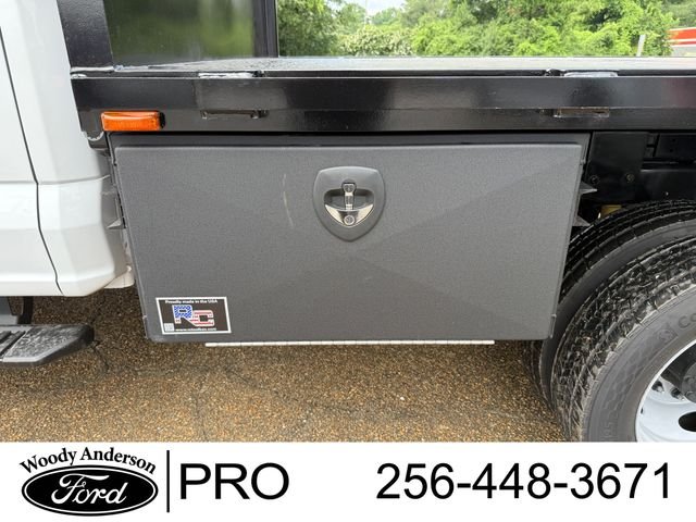 New 2026 Oxford White Ford XL image 7