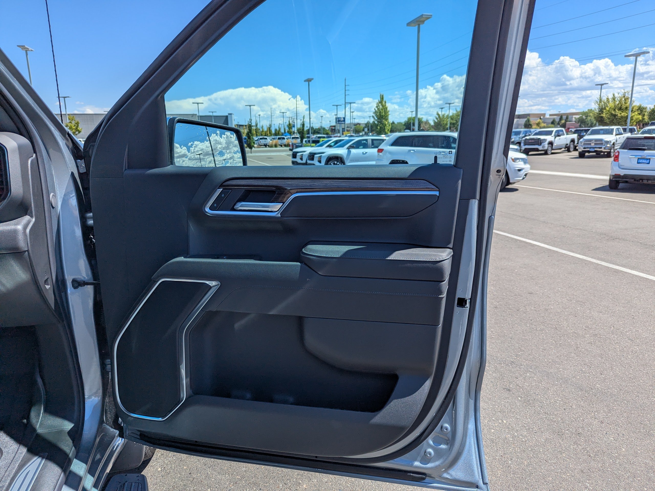 2026 Chevrolet Silverado 1500 LT - Photo 40