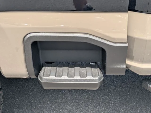 New 2026 Agate Black Metallic Ford F-250® King Ranch® image 13