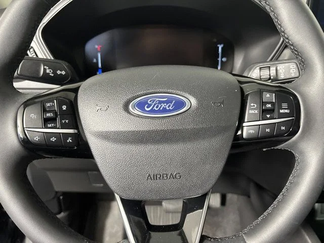 Used 2023 Black Ford Active image 17