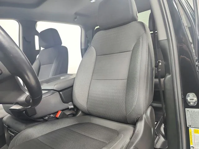Used 2022 Black Chevrolet LT image 19