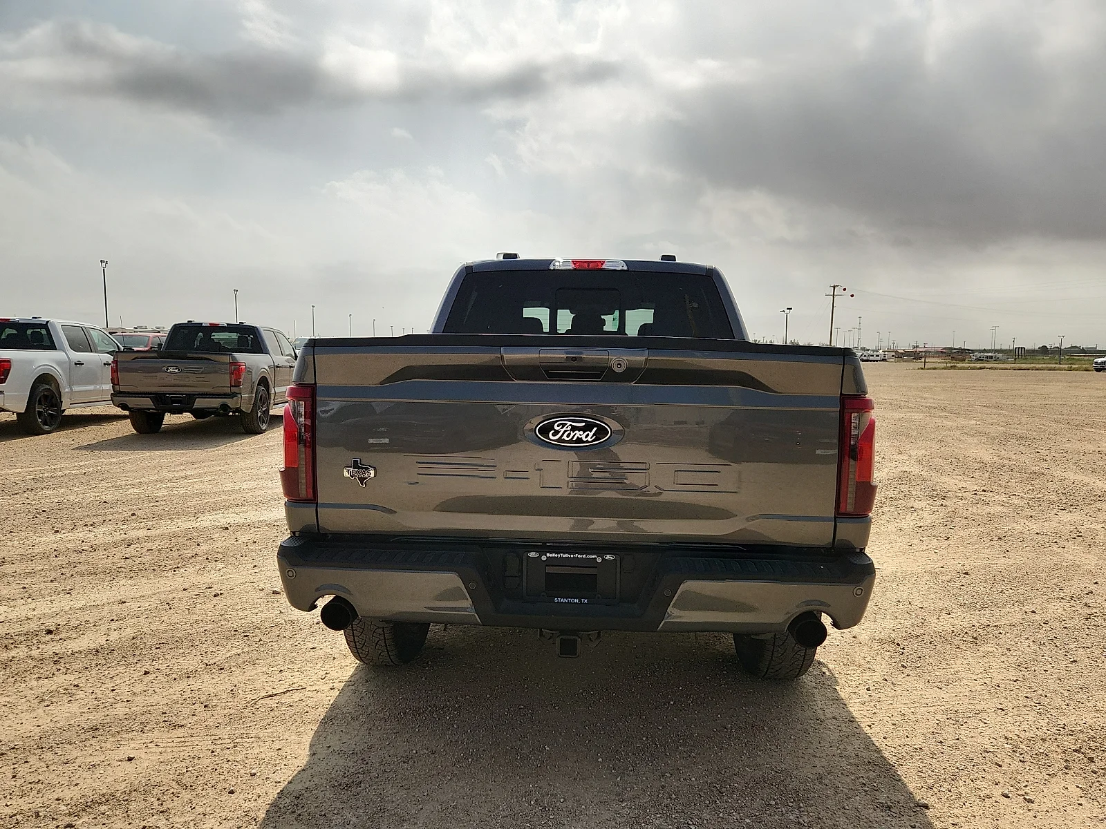 New 2026 Carbonized Gray Metallic Ford XLT image 6