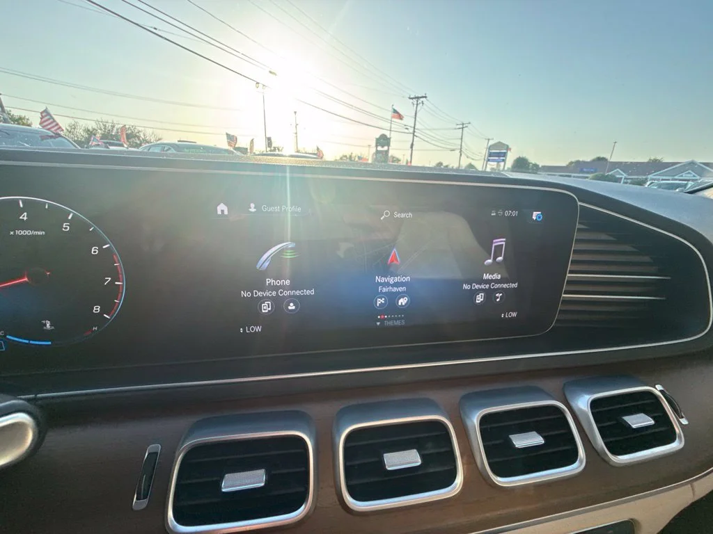 Used 2021 Blue Mercedes-Benz GLE 350 image 26