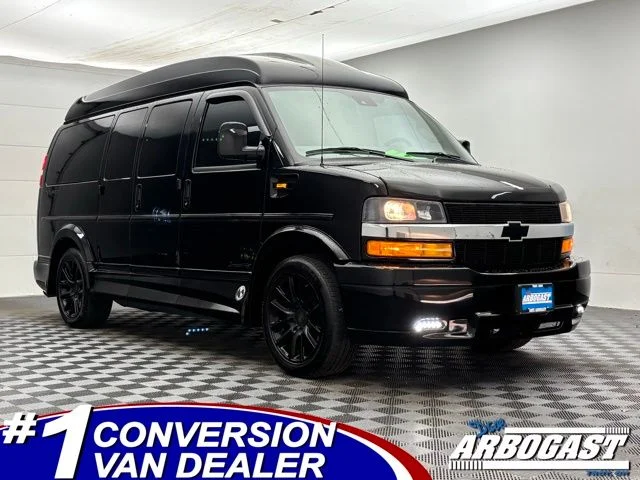 2021 Chevrolet Express 2500 Work Van HD's photo