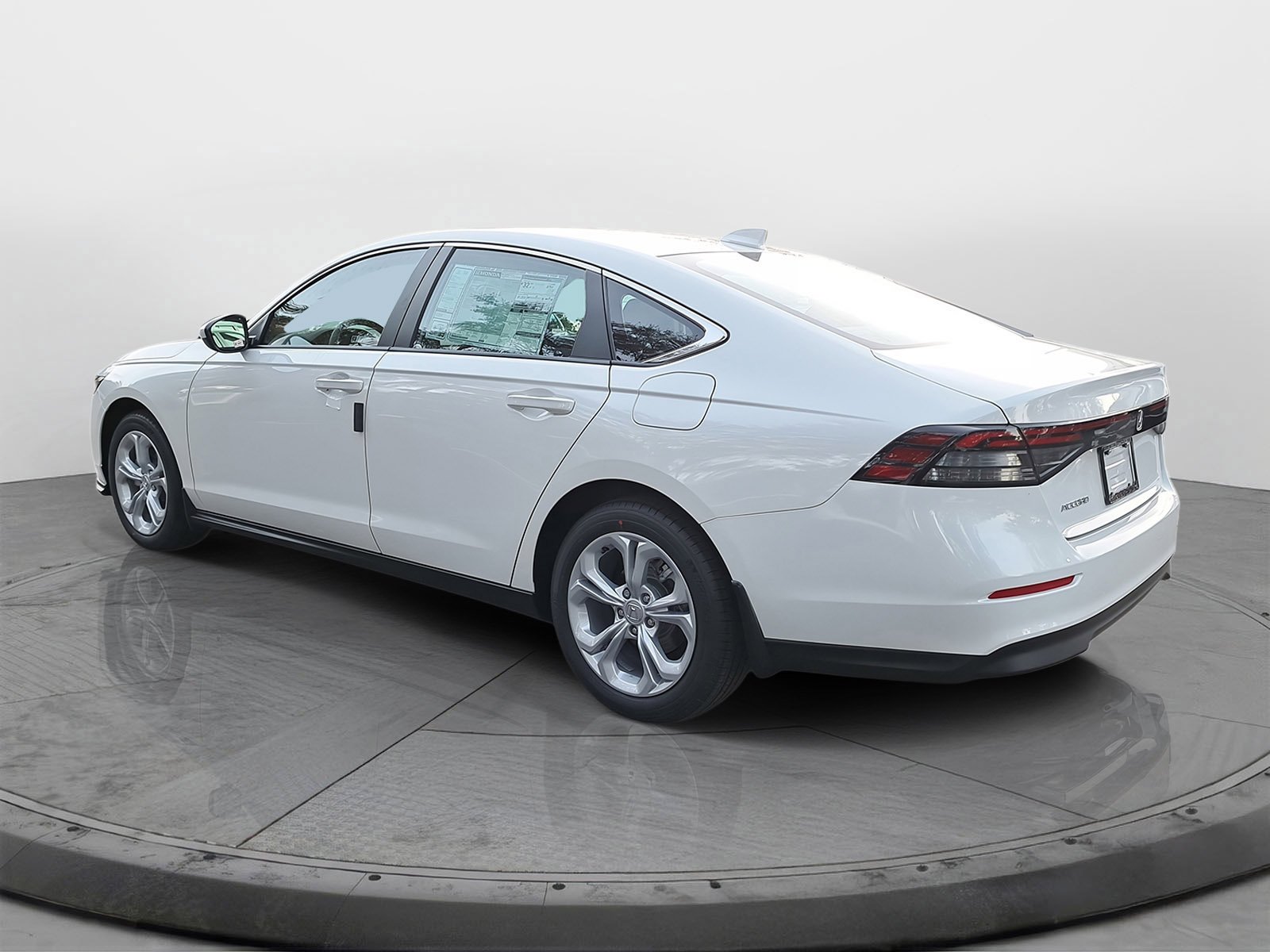 New 2026 Platinum White Pearl Honda LX image 4