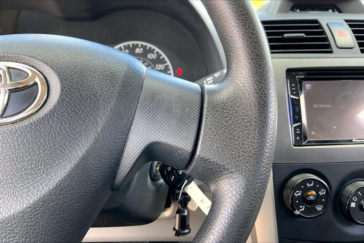 Used 2013 Classic Silver Metallic Toyota L image 24