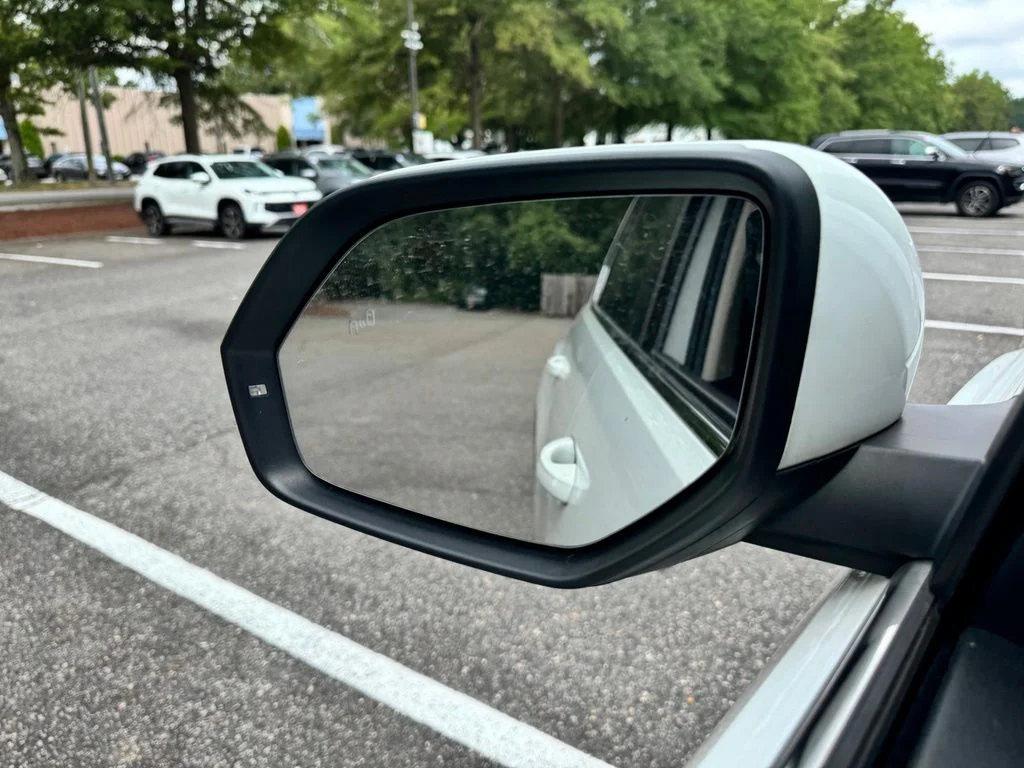 Used 2021 White Volkswagen SEL image 35
