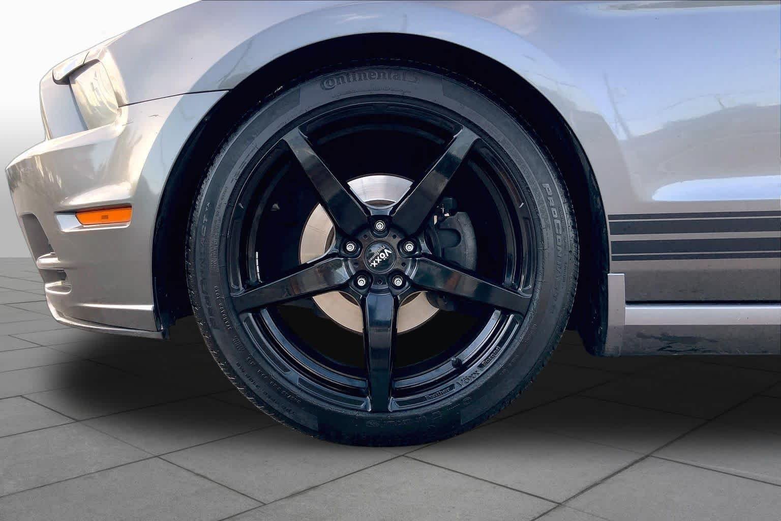 Used 2014 Sterling Gray Metallic Ford V6 Premium image 7