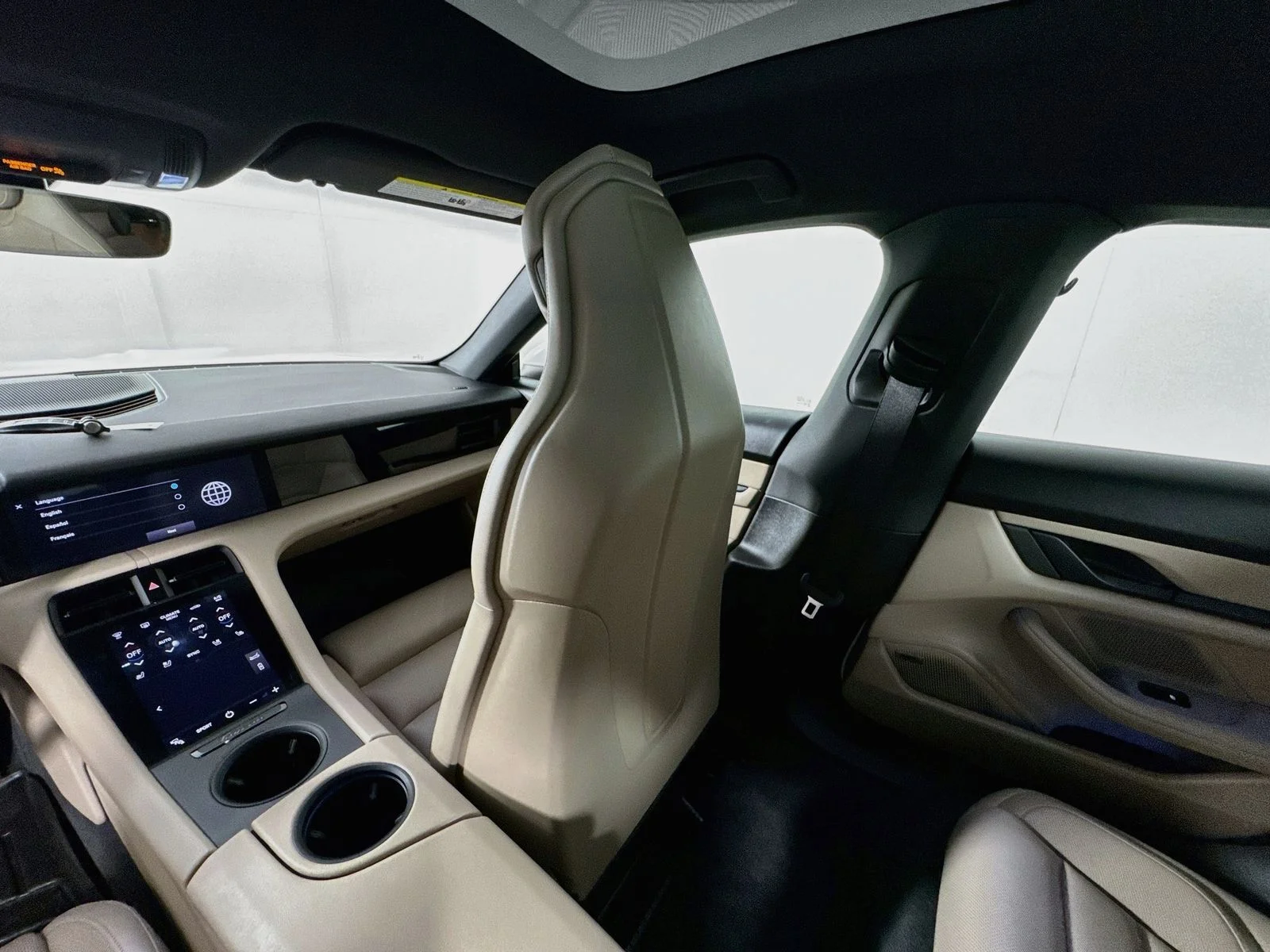 Used 2022 White Porsche Base image 20