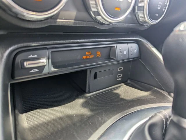 2025 Mazda MX-5 Miata RF Grand Touring - Photo 24