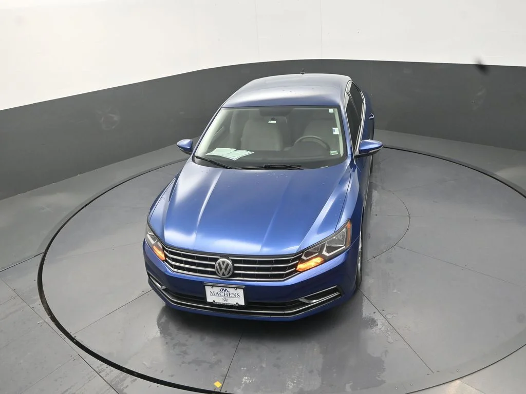 Used 2017 Blue Volkswagen 1.8T S image 15