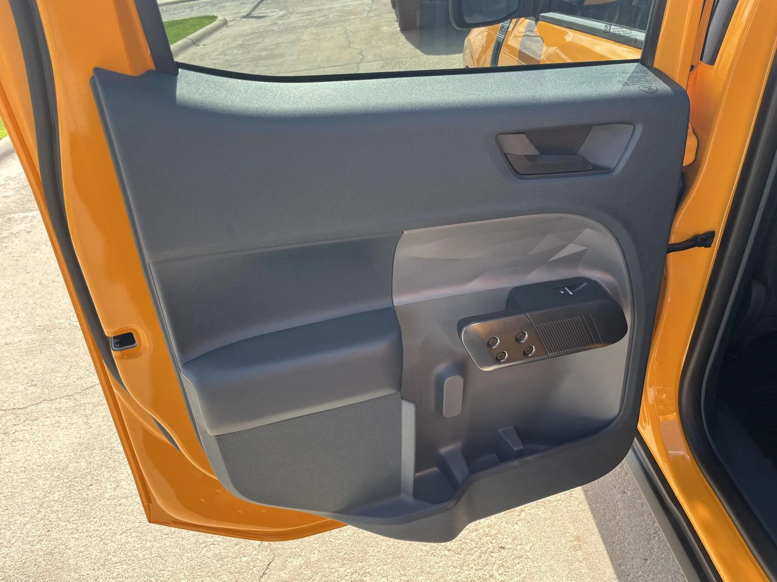 New 2026 Orange Fury Metallic Tri-Coat Ford XLT image 10