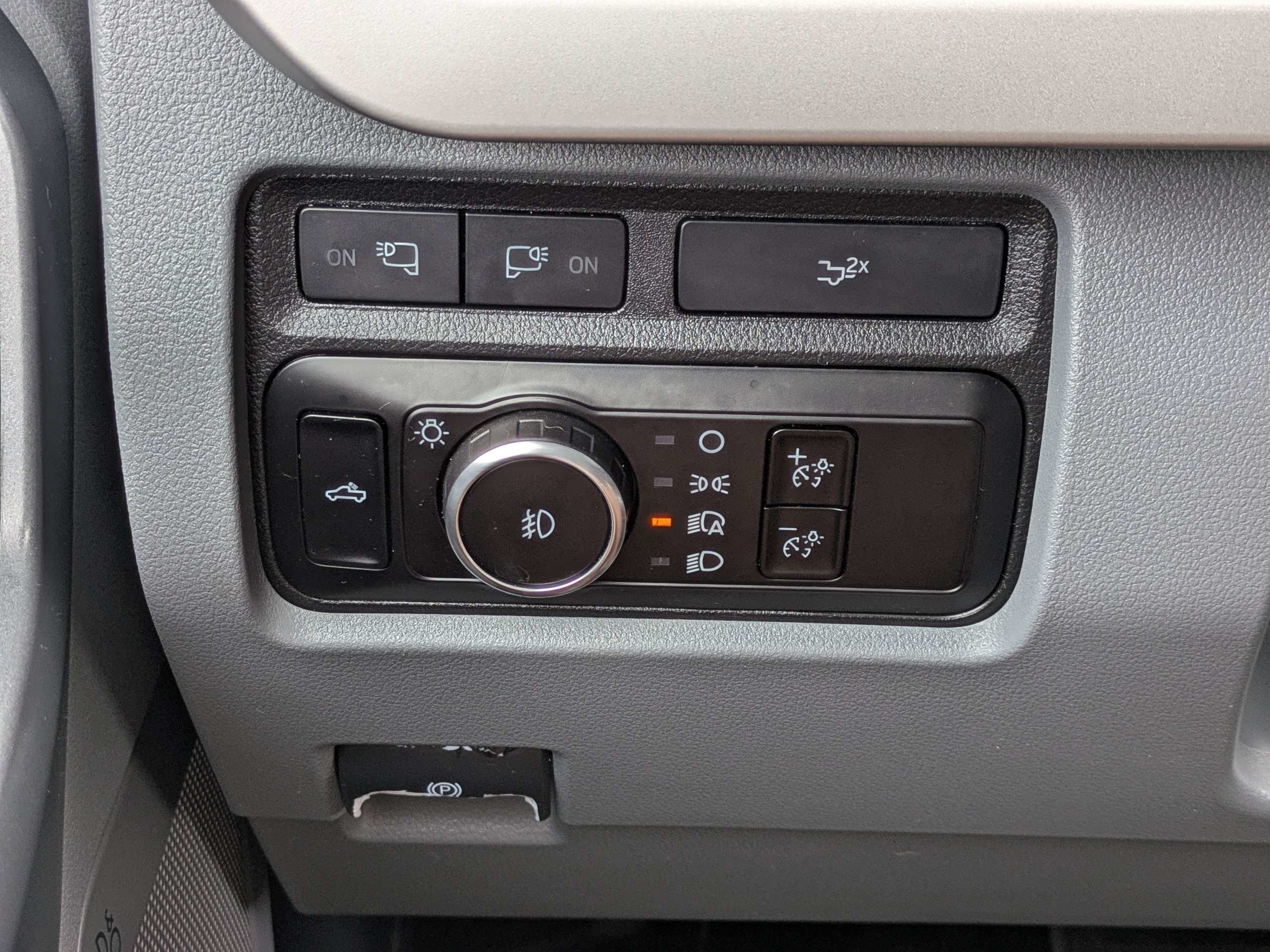 Used 2023  Ford XLT image 21