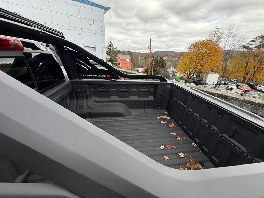 2025 Chevrolet Colorado Trail Boss - Photo 10