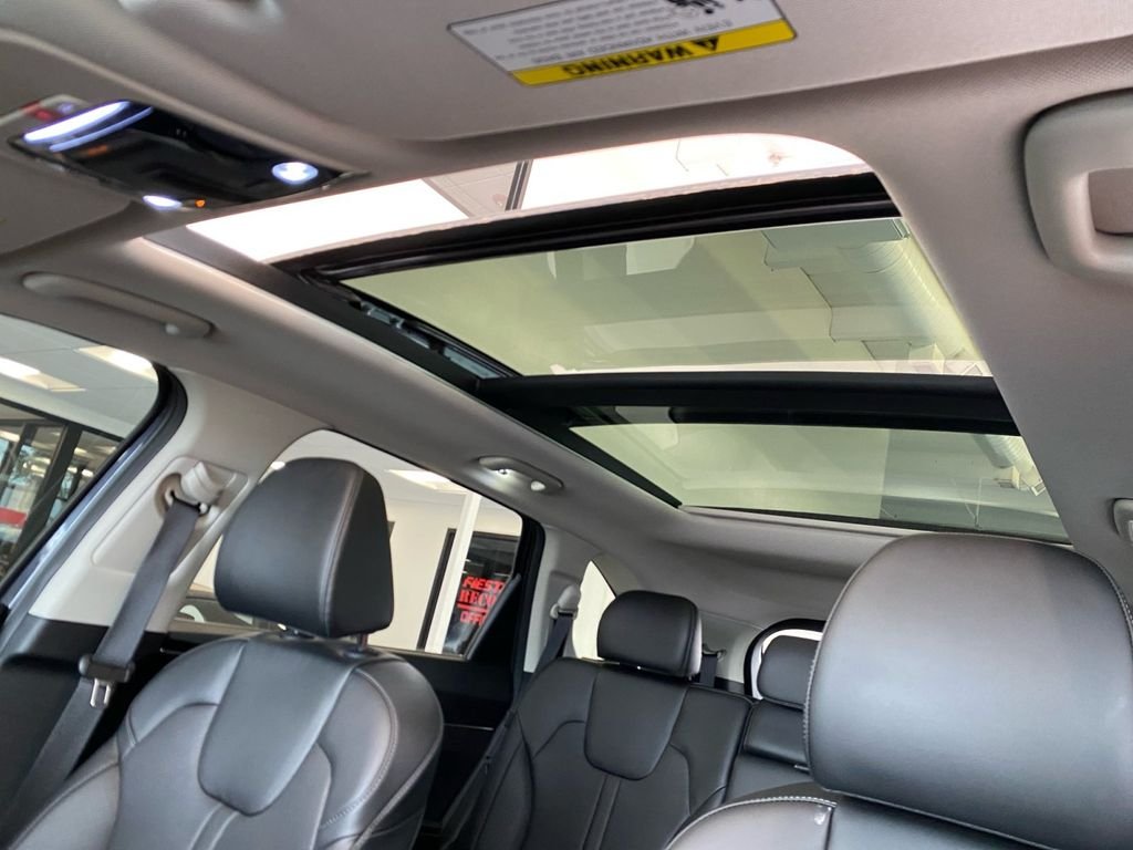2026 Kia Sorento S - Photo 24