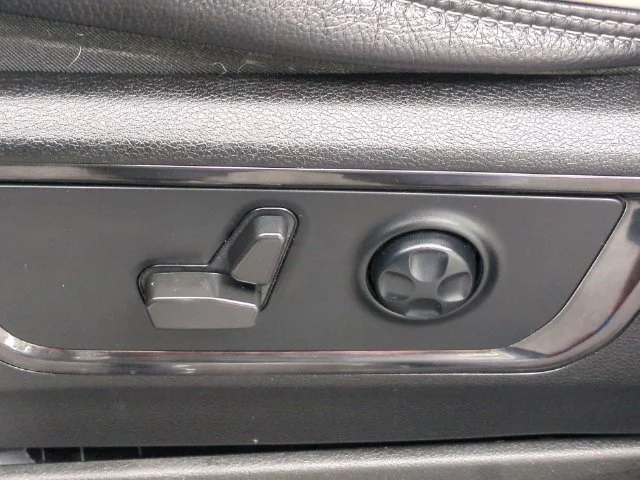 Used 2022 Silver Ram Limited image 17