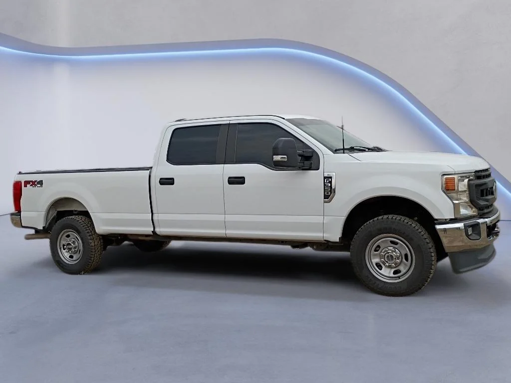 Used 2022 Oxford White Ford XL image 7