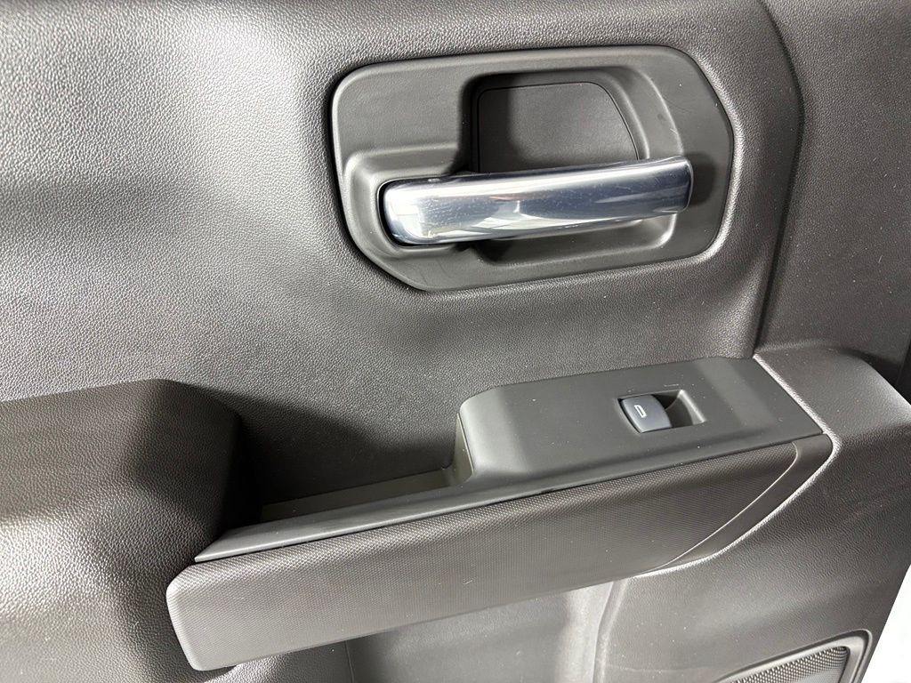 Used 2024 White Chevrolet Custom image 43