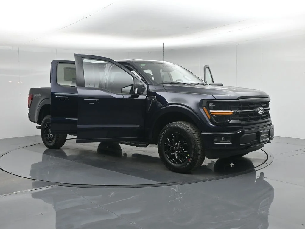 New 2026 Blue Ford XLT image 30